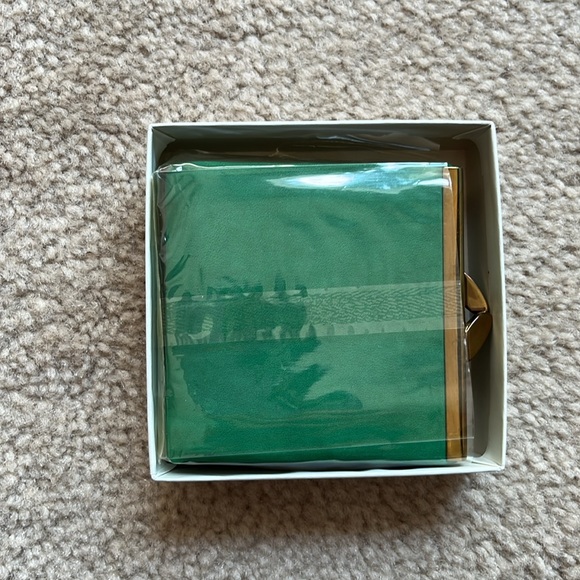 NWOT Vintage Tilley Genuine Hide Suede Wallet Mini Purse in Emerald Green - Picture 14 of 17